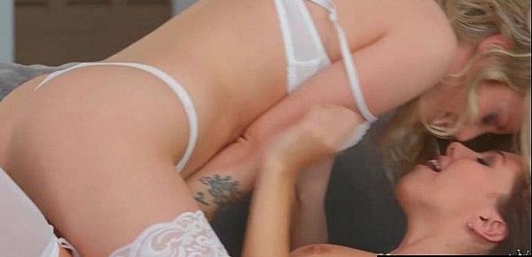  Amateur Lez Teen Girls (Jenna Sativa & Karla Kush) Kiss Lick And Play In Sex Tape clip-15